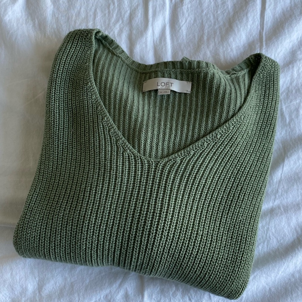 Loft Vneck Cropped Sweater